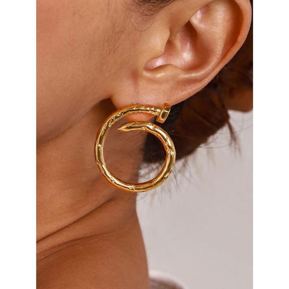 Nail hoop earrings #2529